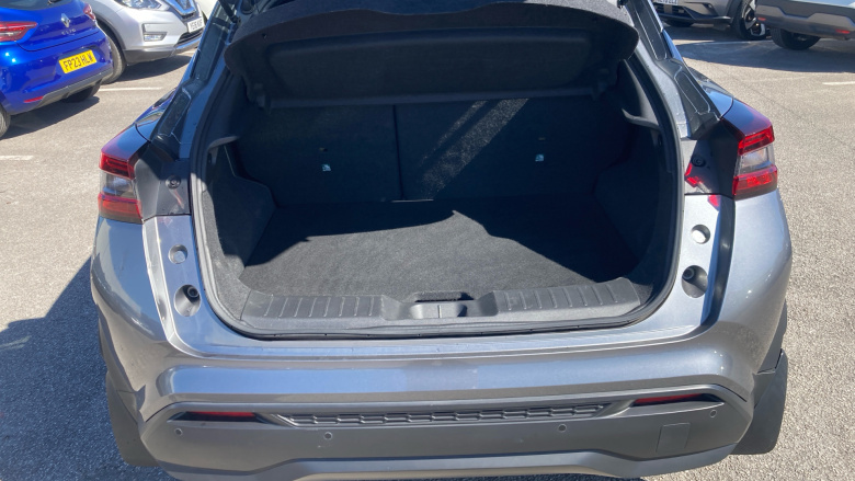 Nissan Juke 1.0 DiG-T N-Connecta 5dr Petrol Hatchback